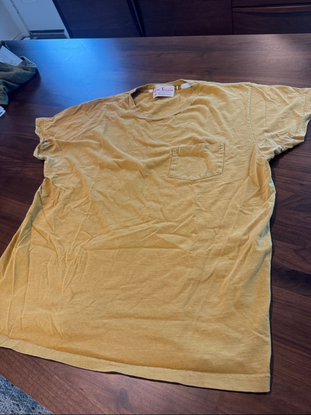 Levi's Short Sleeve Pocket Tee in Mustard